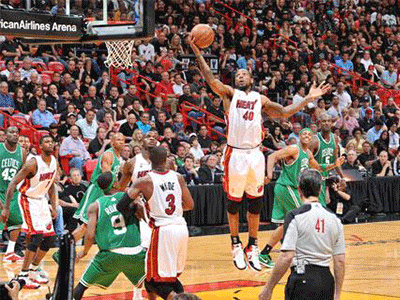 足球小将vs闪电十一人角逐